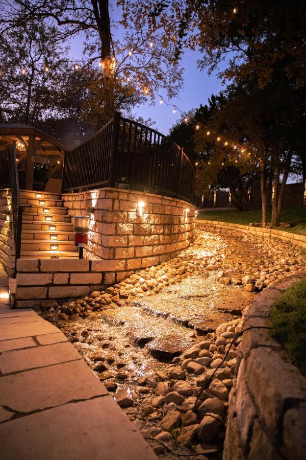 7744 Ranch Glamping Resort 오스틴 외부 사진