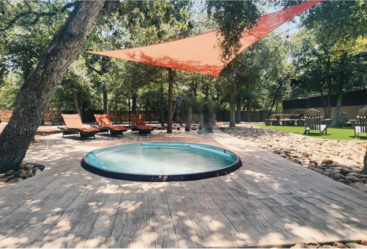 7744 Ranch Glamping Resort 오스틴 외부 사진