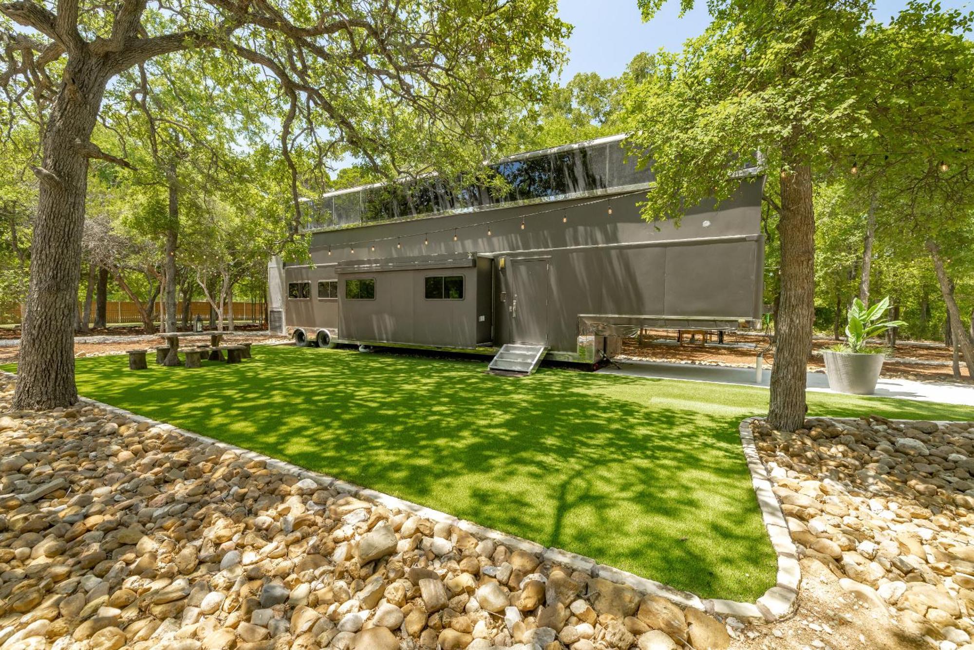 7744 Ranch Glamping Resort 오스틴 객실 사진